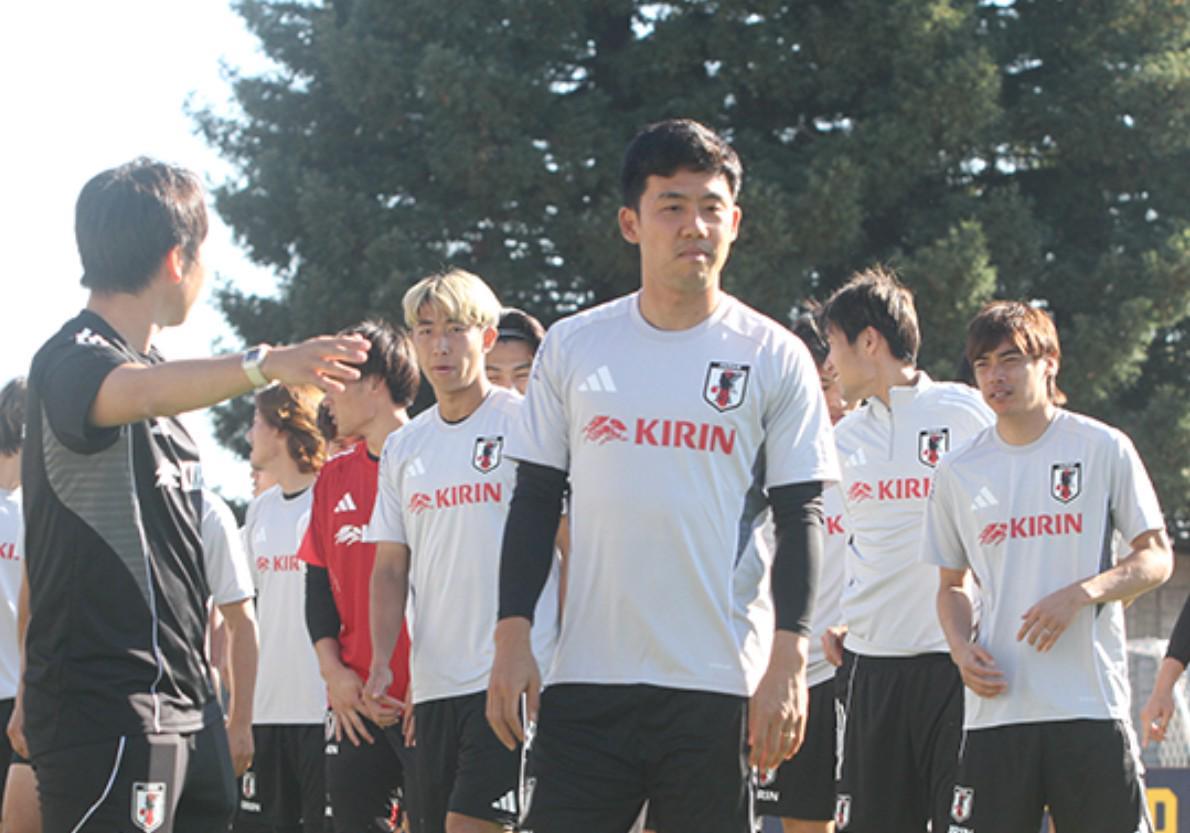 体育娱乐-远藤航:要是我们的阵容连世界杯也进不了,还谈什么夺冠