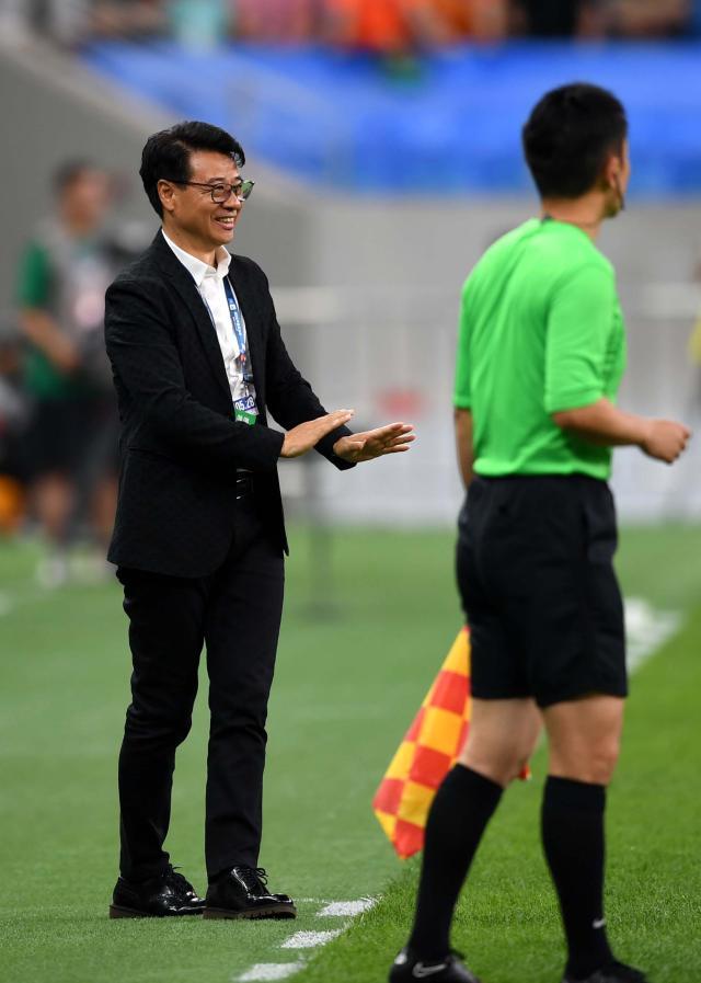 吴金贵回归矛盾已除？申花最强阵容迎接最难客场