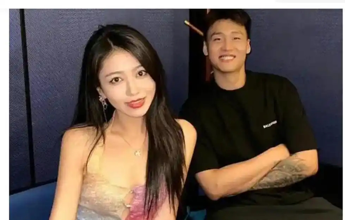 开云app安全-突发，解散粉丝群，赵睿官宣，原因找到，新恋情或曝光|广东男篮|新疆男篮|中国男篮|球迷|男篮_新浪体育_新浪新闻